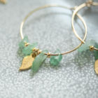 finition feuilles et pierres vertes or - Bijoux de créateur Les Naturalistes