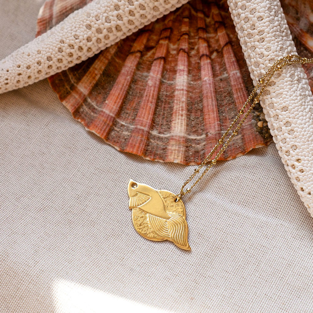 poissonVoile_etoileMER Sautoir poisson voile finition Or avec étoile de mer - Les Naturalistes bijoux