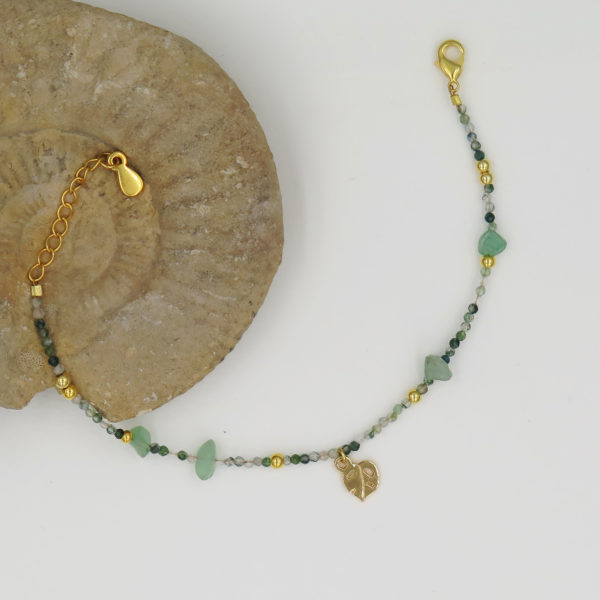 Bracelet en pierres fines vertes & pampille