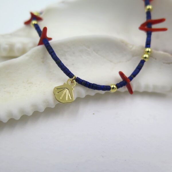 Bracelet en lapis lazuli, corail branche & coque or