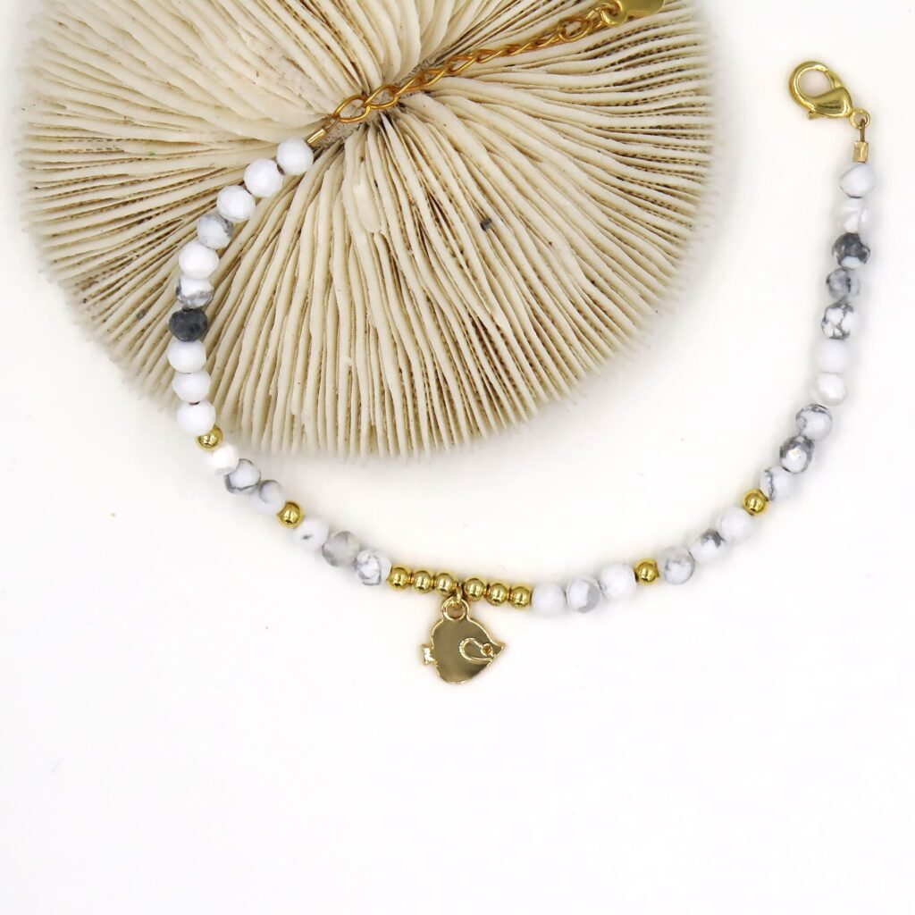 LesNaturalistes_Bracelet_4mm_HOW_FdBlanc_2000x2000