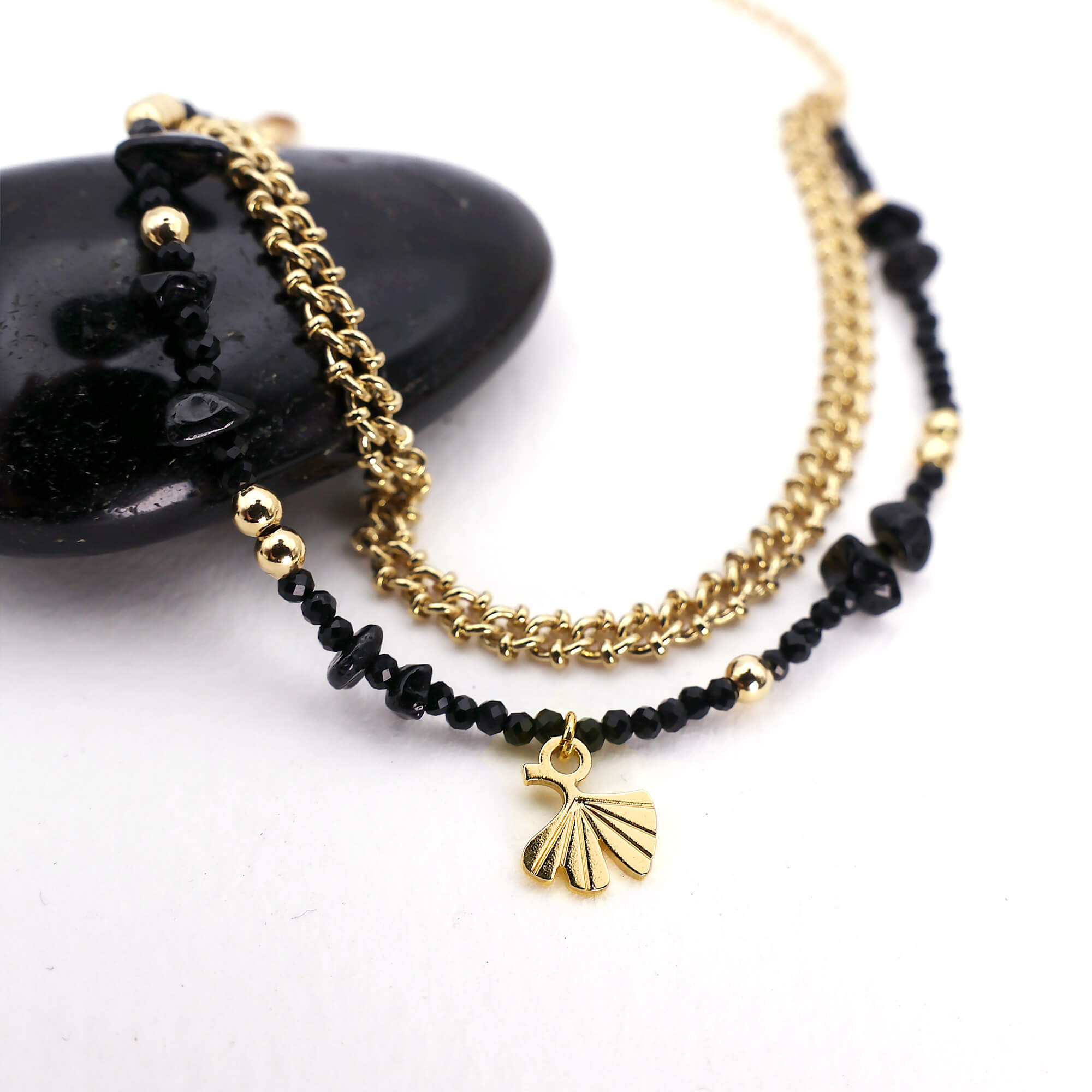 LesNaturalistes_BraceletDouble_GIN_BLK_Or_Contexte01_2000x2000