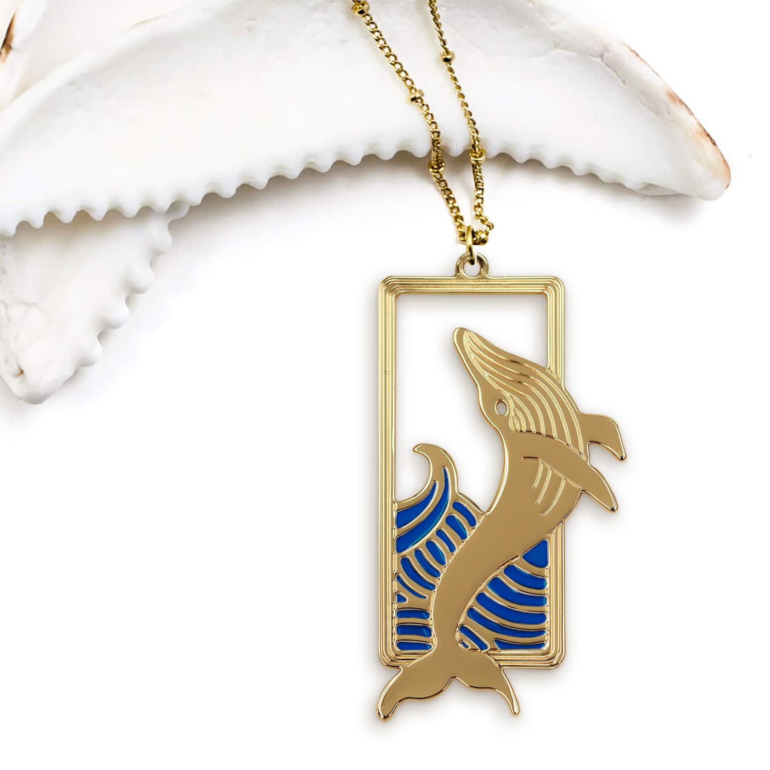LesNaturalistes_3_Sautoir_Baleine_ARG_LAPIS_CAT