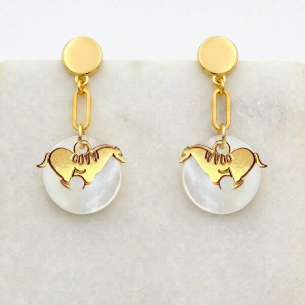 Boucles d'oreilles nacres et cheval préhistorique